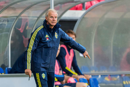 Head coach Roland Nilsson of Sweden