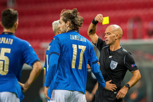 Referee Luis Godinho
