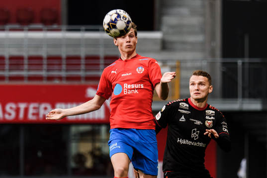 Helsingborgs Max Svensson och Kalmars Piotr Johansson
