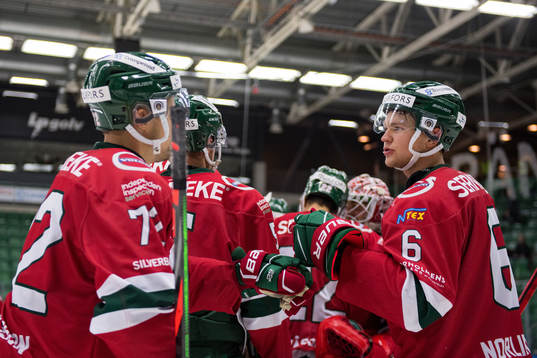 Frölundas Patrik Carlsson och Mattias Norlinder jublar