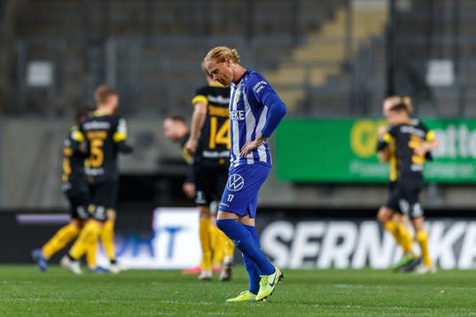 IFK Göteborgs Alexander Farnerud deppar