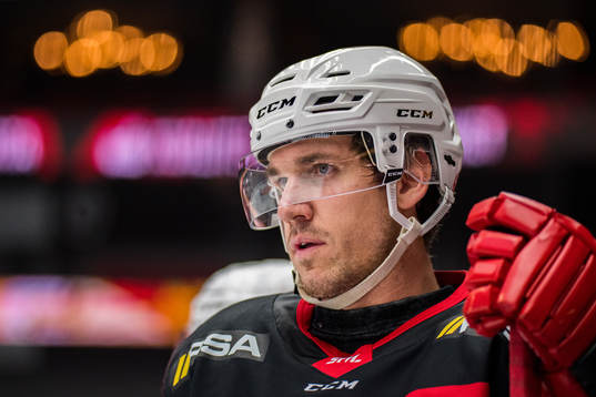 Bläddra bland fler bilder av Ishockey, Träningsmatch, Malmö Redhawks - Växjö