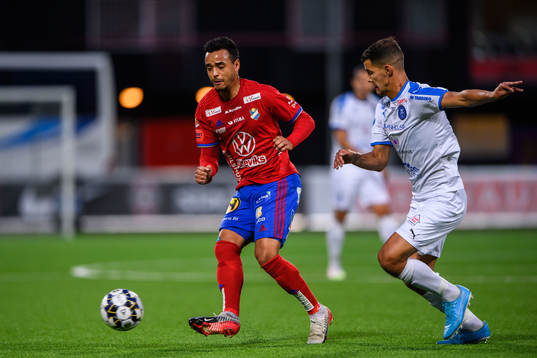 Östers Marc Rochester Sörensen och Akropolis Mauricio