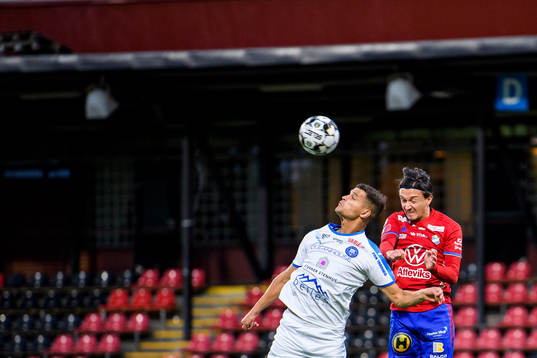 Akropolis Mauricio Albornoz  och Östers Mattias Pavic