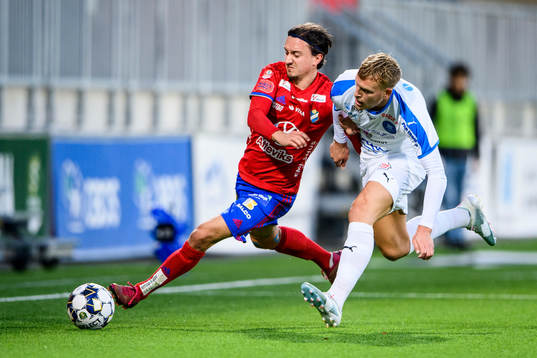 Östers Mattias Pavic och Akropolis Jens Jacobsson