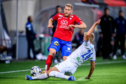 Östers Stefan Karlsson och Akropolis Martin Falkeborn