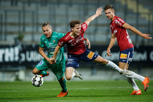 Ljungskiles Jesper Westermark och Örgrytes Anton Lans