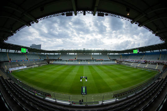 Gamla Ullevi med tomma läktare innan avspark i