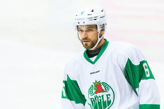 Rögles Craig Schira