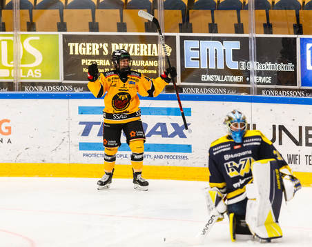 Luleås Nicoline Söndergaard Jensen jublar