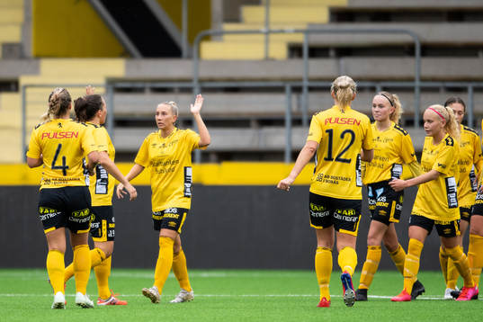 Elfsborgs Cornelia Andersson jublar