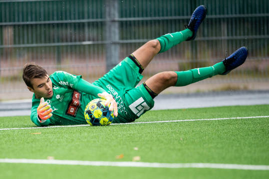 Häckens målvakt Sebastian Banozic