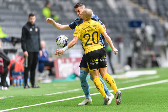 Djurgårdens Haris Radetinac och Elfsborgs Simon Strand