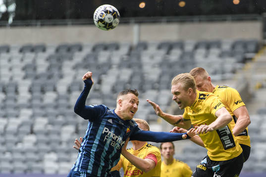 Djurgårdens Fredrik Ulvestad och Elfsborgs Johan Larsson