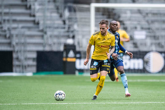 Elfsborgs Rasmus Alm och Djurgårdens Edward Chilufya
