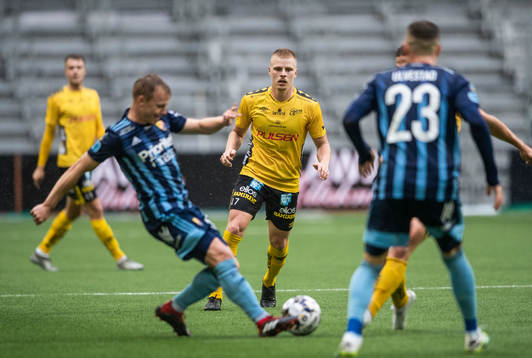 Djurgårdens Elliot Käck och Elfsborgs Per Frick