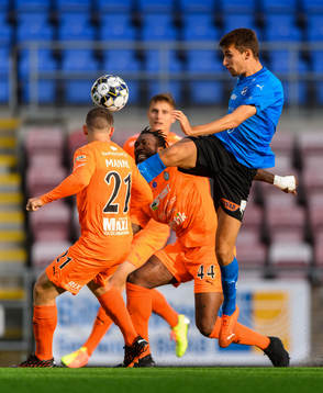 Halmstads Rasmus Wiedesheim-Paul AFC Eskilstunas Abdel