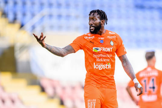 AFC Eskilstunas Abdel Rhamane Khalil Diarra reagerar
