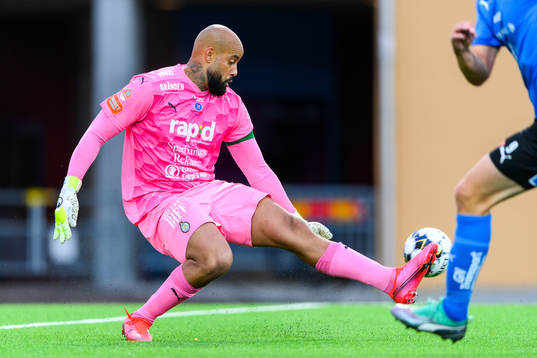 AFC Eskilstunas målvakt Joshua Wicks