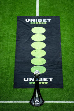 Matchboll och Unibet logga