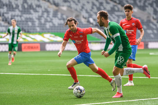 Helsingborgs Mix Diskerud och Hammarbys Muamer Tankovic