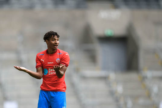 Helsingborgs Joseph Ceesay reagerar