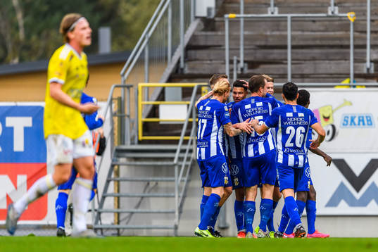 IFK Göteborgs spelare jublar