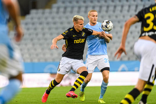 s Bojan Radulovic och Malmö FFs Franz Brorsson