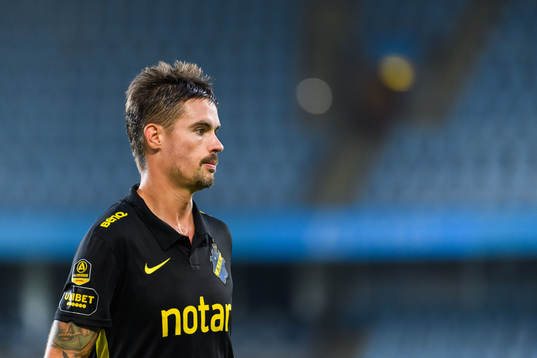 s Mikael Lustig
