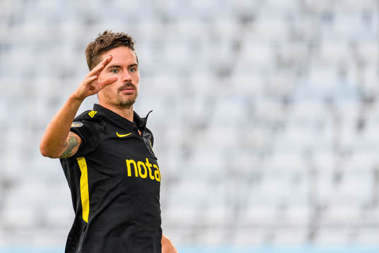 s Mikael Lustig