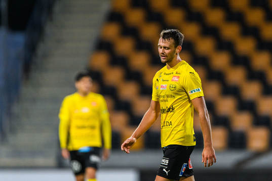 Mjällbys Max Watson deppar