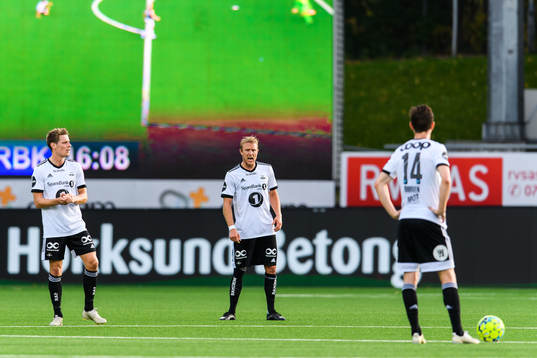 Per Ciljan Skjelbred of Rosenborg looks dejected