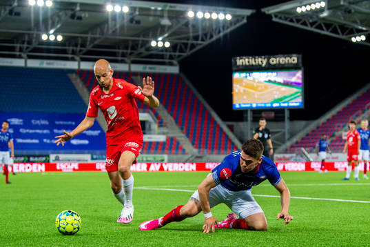 Ruben Kristiansen of Brann and Vidar Örn Kjartansson of