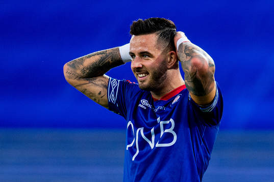 Aron Leonard Dønnum of Vålerenga reacts