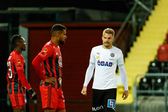 Örebros Erik Björndahl deppar