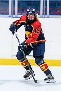 Djurgårdens Julia Johanssonunder ishockeymatchen i SDHL