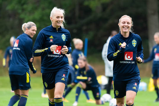 Stina Blackstenius and Mimmi Larsson