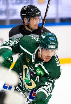 s Oliver Wahlstrom