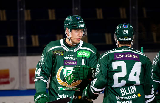 Färjestads Victor Ejdsell jublar