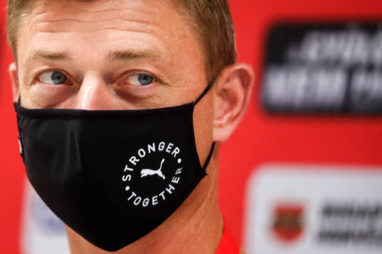 Head coach Jon Dahl Tomasson