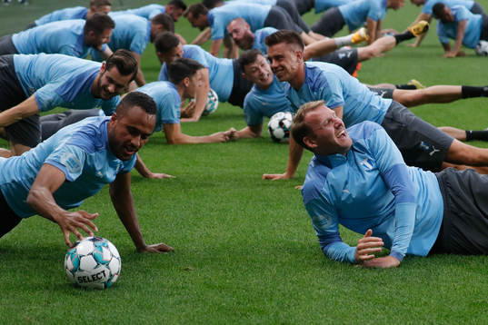 Isaac Kiese Thelin and Ola Toivonen