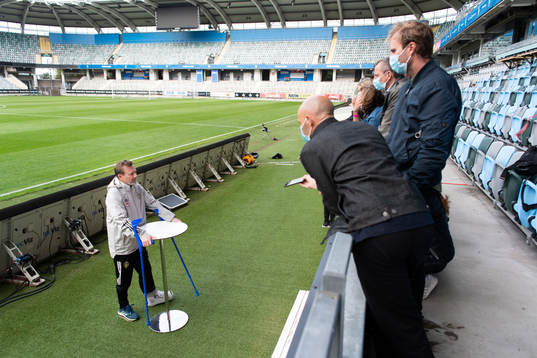 Head coach Peter Gerhardsson is being interviewed