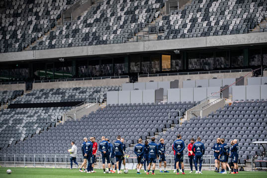 Djurgårdens spelare samlas