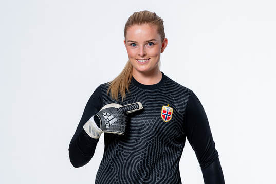 Goalkeeper Guro Pettersen of the Norwegian women’s
