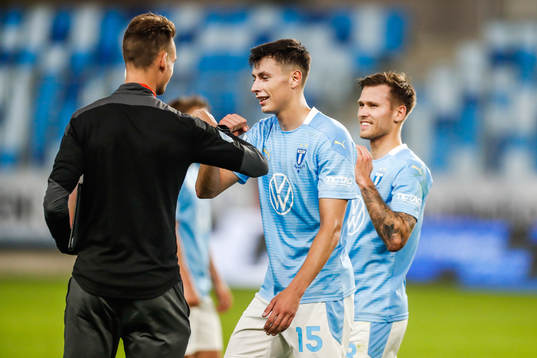 Anel Ahmedhodzic and Arnór Traustason of Malmö FF