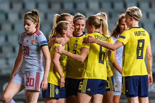 Bläddra bland fler bilder av Football, UEFA Women's Euro Qualifier, Sweden - Hungary