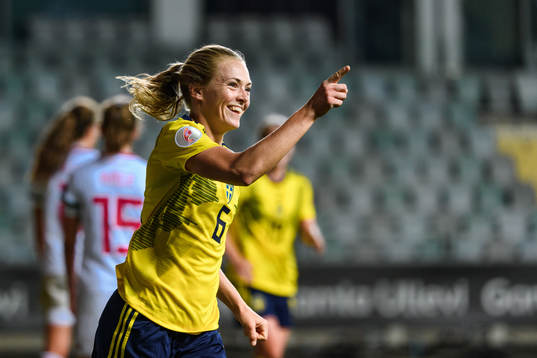 Magdalena Eriksson of Sweden celebrates the 4-0 goal