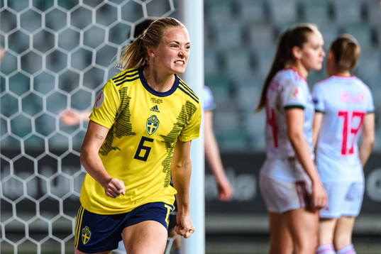 Magdalena Eriksson of Sweden celebrates the 4-0 goal