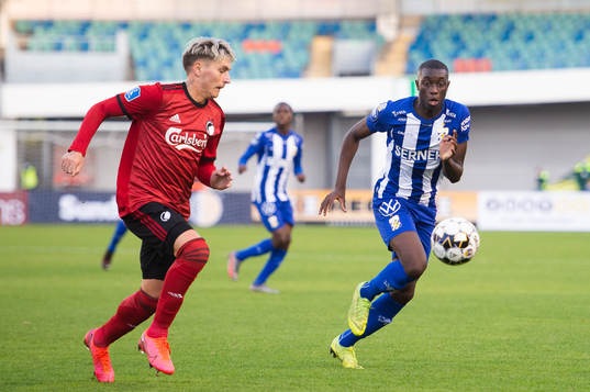 Guillermo Varela of FC Köpenhamn and Yahya Kalley of IFK