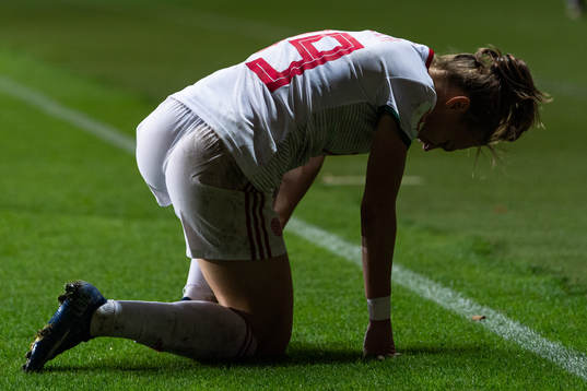 Dóra Zeller of Hungary in pain